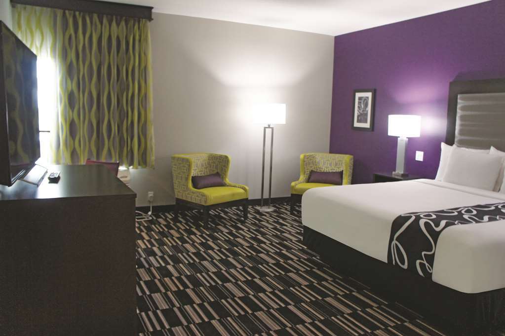 La Quinta By Wyndham Mcallen Convention Center Номер фото